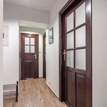 Apartserwis - Apartament Przy Równi *